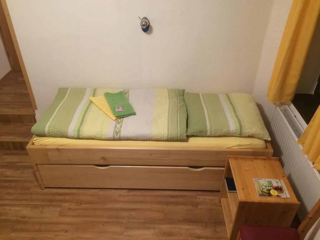 Pension Zur Wartburg Gorlitz Bagian luar foto