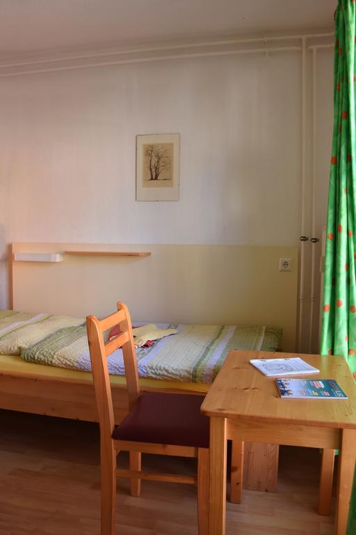 Pension Zur Wartburg Gorlitz Bagian luar foto