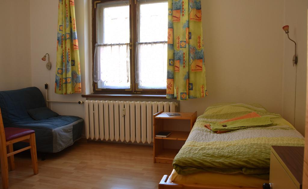 Pension Zur Wartburg Gorlitz Bagian luar foto