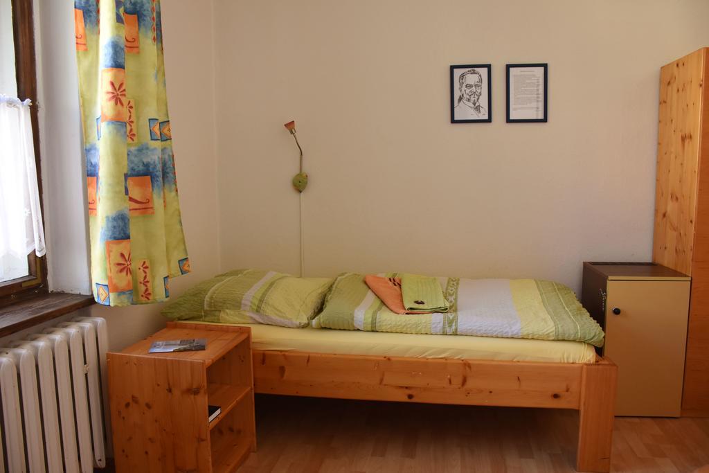 Pension Zur Wartburg Gorlitz Bagian luar foto